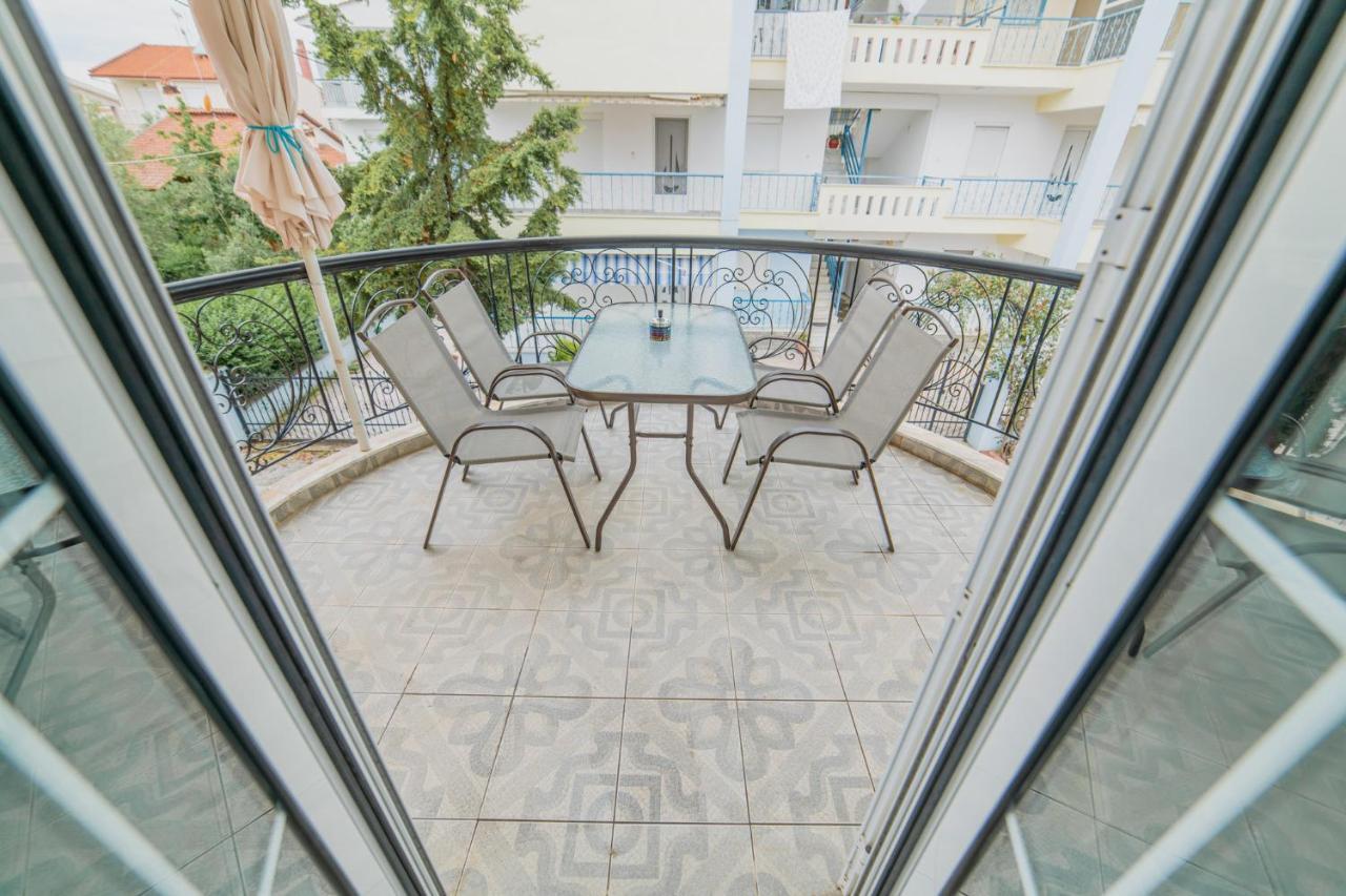 Family Resort 2 Ofrinion Ngoại thất bức ảnh