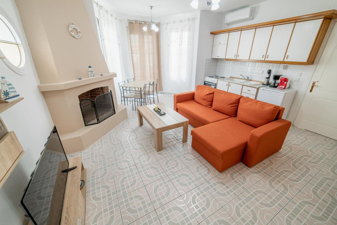 Family Resort 2 Ofrinion Ngoại thất bức ảnh